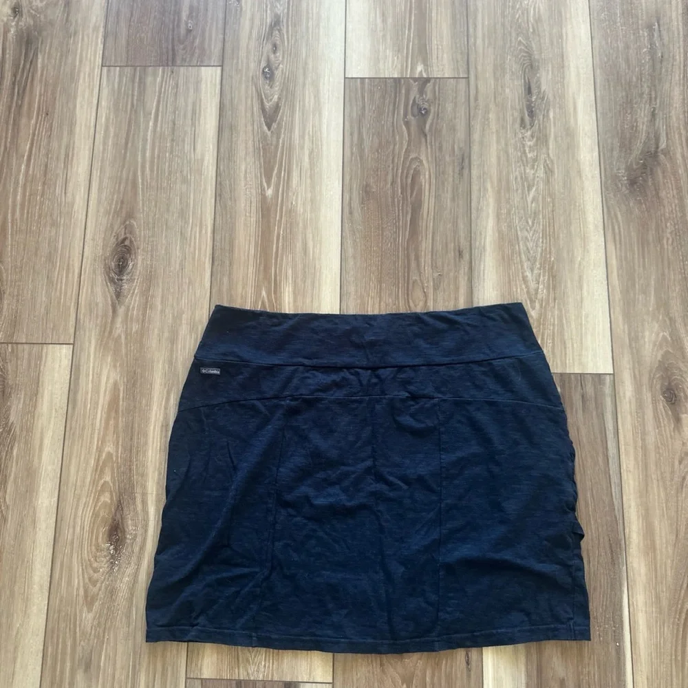 Columbia Women's rocky ridge II Skirt size large